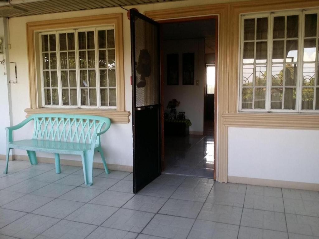 Bridgeview Hotel Laoag Εξωτερικό φωτογραφία